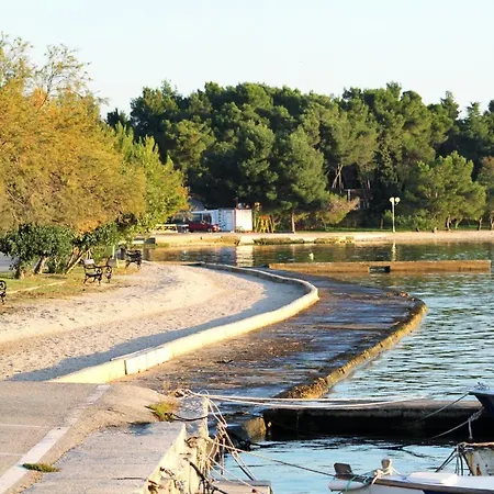 By The Sea - Diklo, - 16419 Apartamento