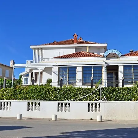 By The Sea - Diklo, - 16419 *